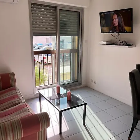 Apartment Superbe Au Bord De Plage Cros De Cagnes-sur-Mer
